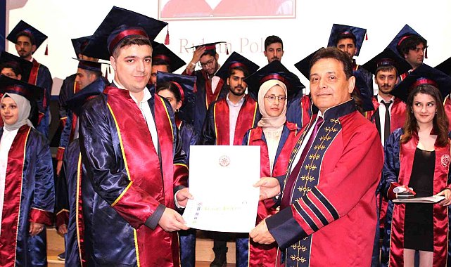 Geleceğin mühendisleri mezun oldu