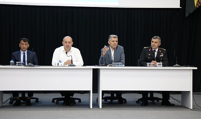 Gönen'de muhtarlar toplantısı yapıldı