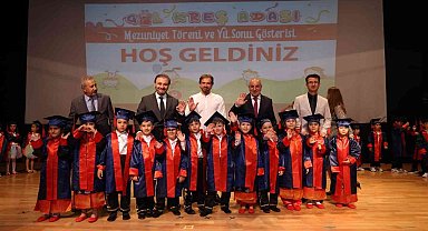 Gül Kreş Adası'nın minikleri mezun oldu