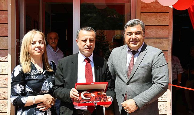 Gümüşhane&#039;de el emeği göz nuru eserler görücüye çıktı