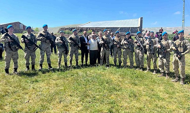 Gümüşhane'de kaybolan yaşlı adamı Jandarma ekipleri buldu