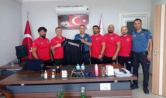 Güreşçiler, Köyceğiz İlçe Emniyet Müdürü Dalkılıç ile bir araya geldi