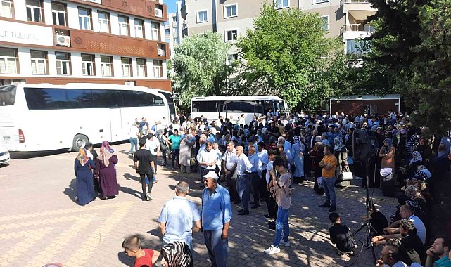 Hacı adayları dualarla uğurlandı