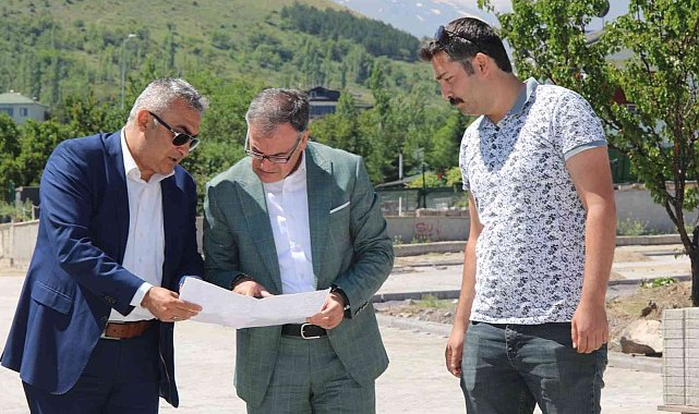 Hacılar&#039;da 13 bin metrekare kilitli parke çalışması başladı