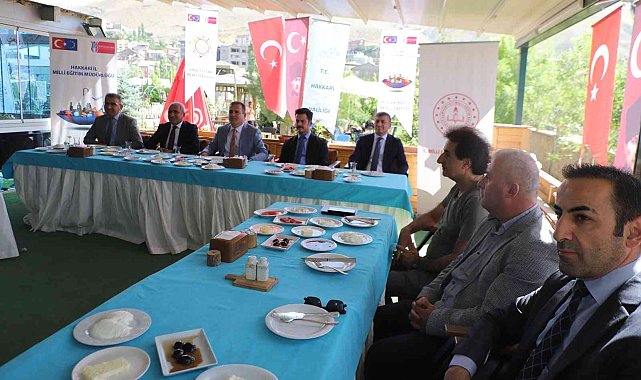 Hakkari Valisi Akbıyık: "Eğitimde iyi bir ivme yakaladık"