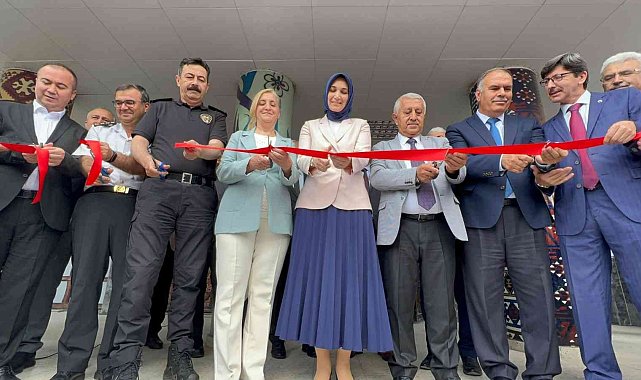 Halk Eğitim Merkezi yılsonu sergisi açıldı