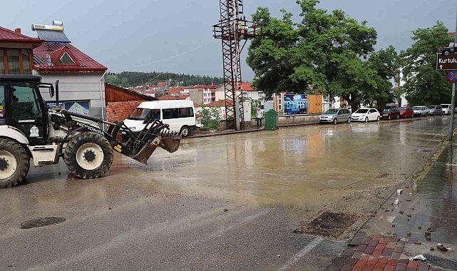 Havza'da dolu ve sağanak