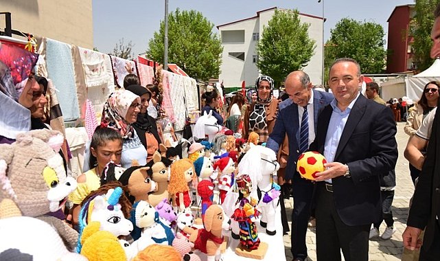 Hayat Boyu Öğrenme Haftası Sergi Açılışı yapıldı