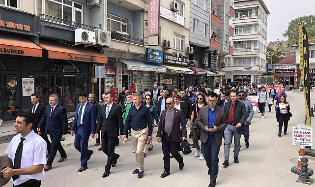 Hayat Boyu Öğrenme Haftası yürüyüşü