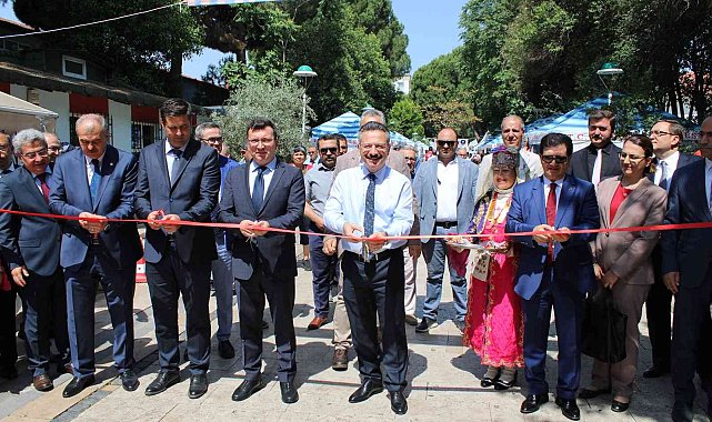 Hayat Boyu Öğrenme Şenliği törenle başladı