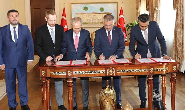 Hayırseverin yaptıracağı lise ve atölye için protokol imzalandı