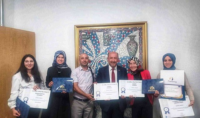 Hisarcık&#039;ta eTwinning Projelerine Ulusal Kalite Etiketi