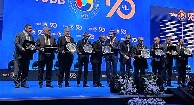 Hisarcıklıoğlu'ndan Kazım Yılmaz'a hizmet ve şeref belgesi