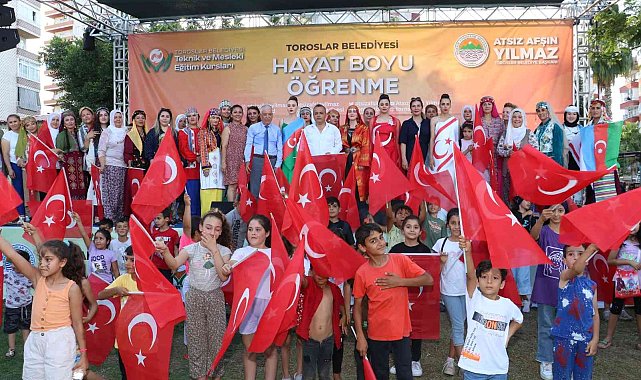 Hünerlerini defilede sergilediler