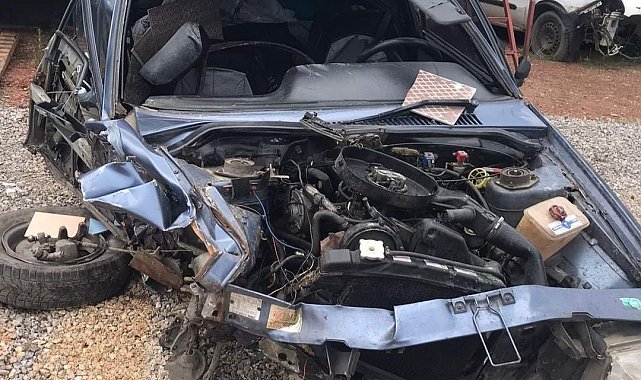 Hurdaya dönen otomobilden sağ çıktı ama kurtarılamadı