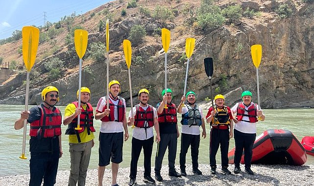 İçişleri Bakan Yardımcısı Ersoy, rafting yaptı