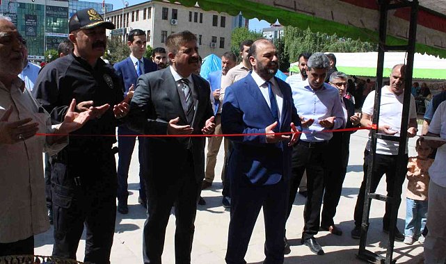 Iğdır'da inşaatı devam eden Kur'an kursu için hayır panayırı düzenlendi