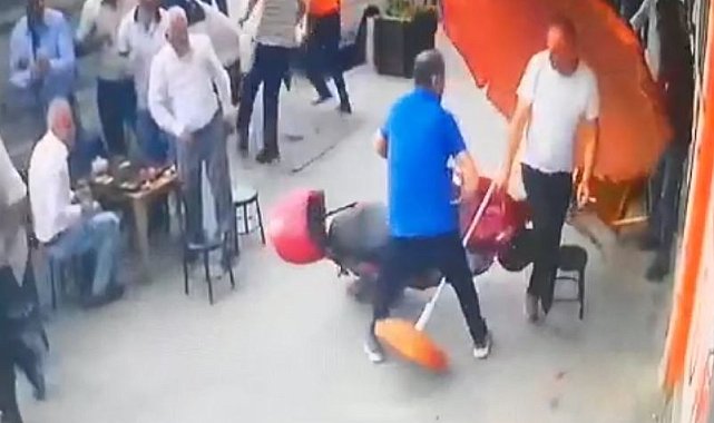 İki gün önce aldığı motosikletin gaz ile frenini karıştırınca çay ocağına daldı