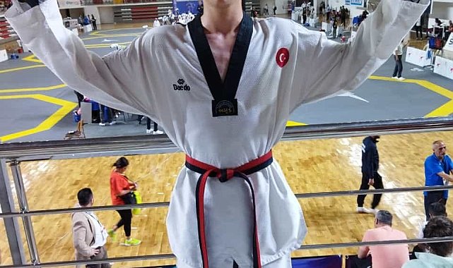 İkinci kez kez Türkiye Taekwondo Şampiyonası'nda birinci oldu