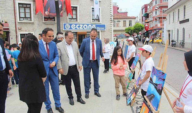 İnebolu'da öğrenciler, resimleri ile beğeni topladı