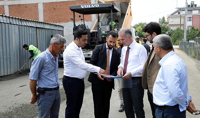 İnegöl Cerrah Mahallesi&#039;nde 12 sokakta yol kaplama çalışmaları yapılıyor