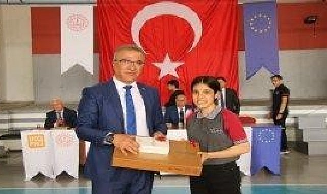 İş Sağlığı ve Güvenliği Bilgi Yarışması'nda ödüller sahiplerini buldu