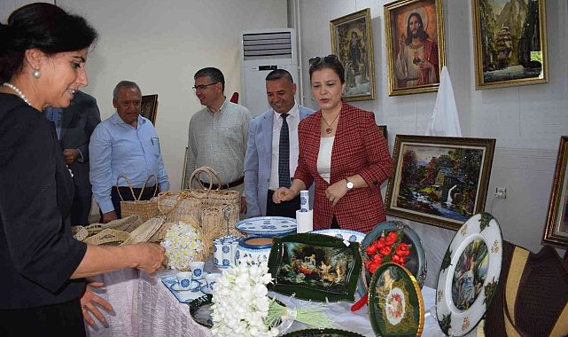 İskenderun Hatmek&#039;te yıl sonu sergisi