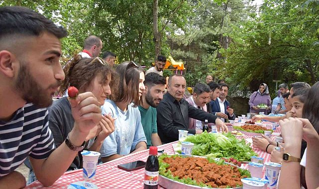İskilip MYO'da çiğköfte etkinliği düzenlendi