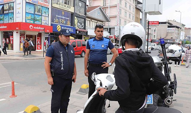 İstanbul Caddesinde motosiklet denetimi