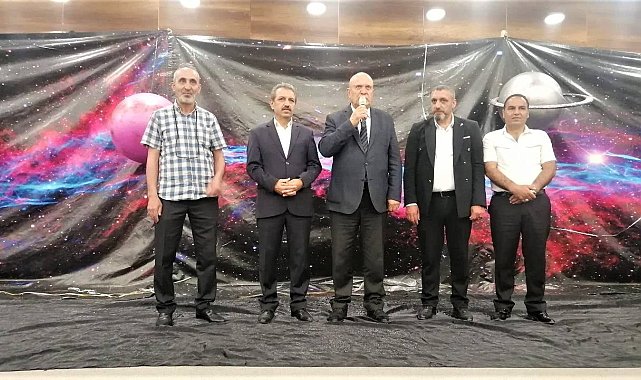 İstanbul'dan Bayburt'a tiyatrosu desteği