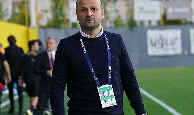 İstanbulspor, Osman Zeki Korkmaz ile 3 yıllık yeni sözleşme imzaladı