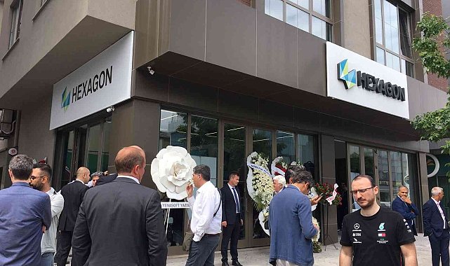 İsveç merkezli şirket yerli yatırımla teknoloji deneyim merkezi açtı