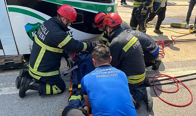 İtfaiye ekiplerinden gerçeği aratmayan tatbikat