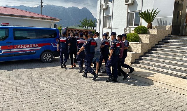 İzinsiz kazı yapan 3 kişi gözaltına alındı