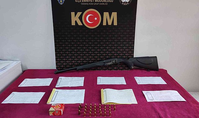 İzmir'de tefecilik yaptığı öne sürülen bir kişi gözaltına alındı