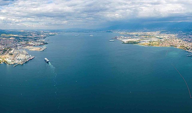 İzmit Körfezi bu çalışmalarla mavi görüntüsüne kavuşturuldu