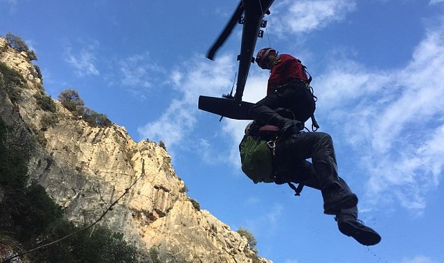 Jandarmadan aksiyon filmlerini aratmayan kurtarma operasyonu