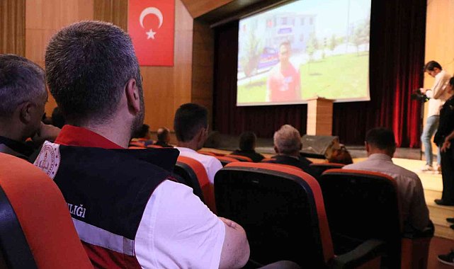 Jandarmadan, &quot;su hayattır can almasın&quot; semineri