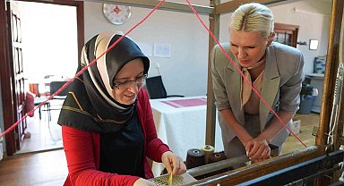 Kadın Girişimi ve İşletme Kooperatifi'nde kadınlarla bir araya geldi