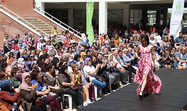 Kadınların elinden çıkan ürünlerin yer aldığı defile ve sergi beğeni topladı