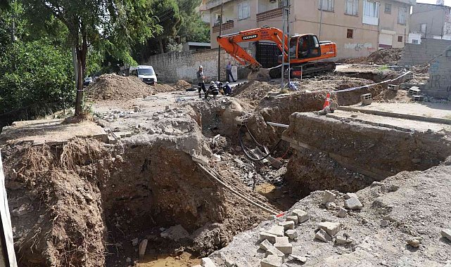 Kahta Belediyesi ilçenin en eski çeşmesini yeniliyor