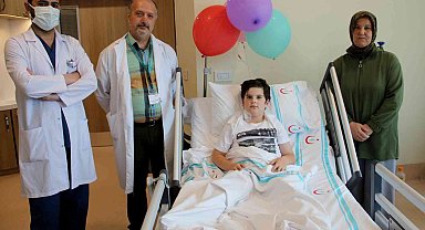 Kalbi delik 9 yaşında ki çocuk, Erzurum Şehir Hastanesi'nde sağlığına kavuştu