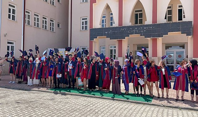 Kangal'da mezuniyet coşkusu