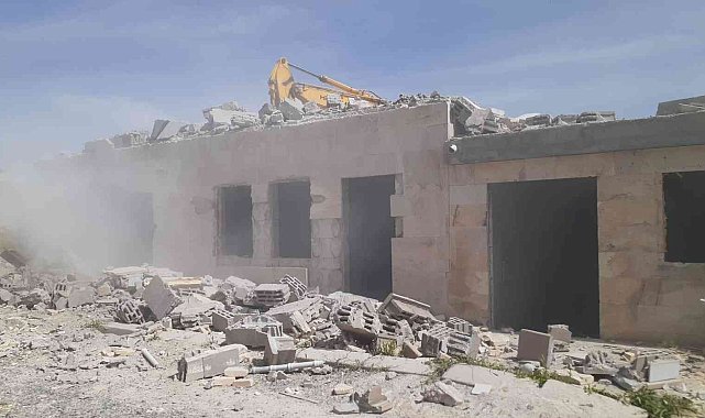 Kapadokya bölgesinde kaçak yapıların yıkımına yeniden başlandı