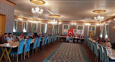 Karataş, usta öğreticiler ile bir araya geldi