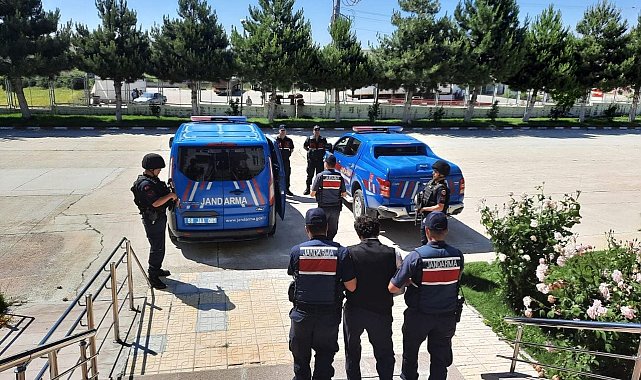 Karısını 10 yıl önce öldüren zanlı JASAT'ın operasyonuyla ahırda yakalandı