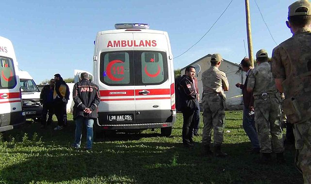 Kars'ta göçük: Anne ve 2 oğlu hayatını kaybetti