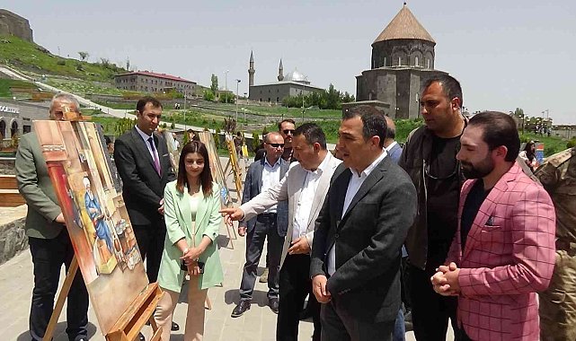 Kars&#039;ta Güzel Sanatlar Sergisi&#039;nin açılışı yapıldı