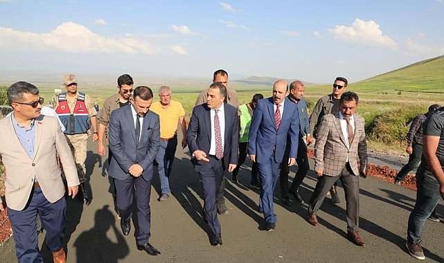 Kars&#039;ta köyler modern yollara kavuşuyor