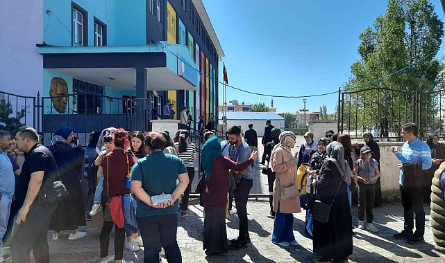 Kars'ta LGS heyecanı başladı